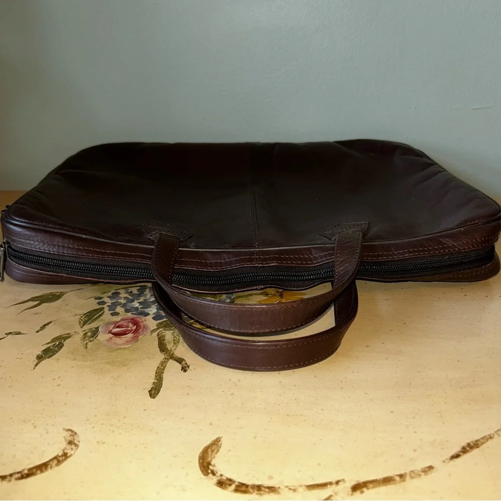 Winn Brown Leather Zip Top Briefcase Bag